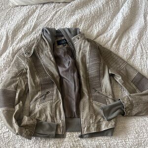 Women’s Jacket